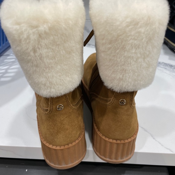 Michael Kors boots - Picture 6 of 6
